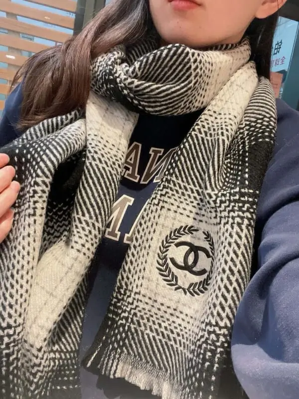 chanel echapres s_12655572